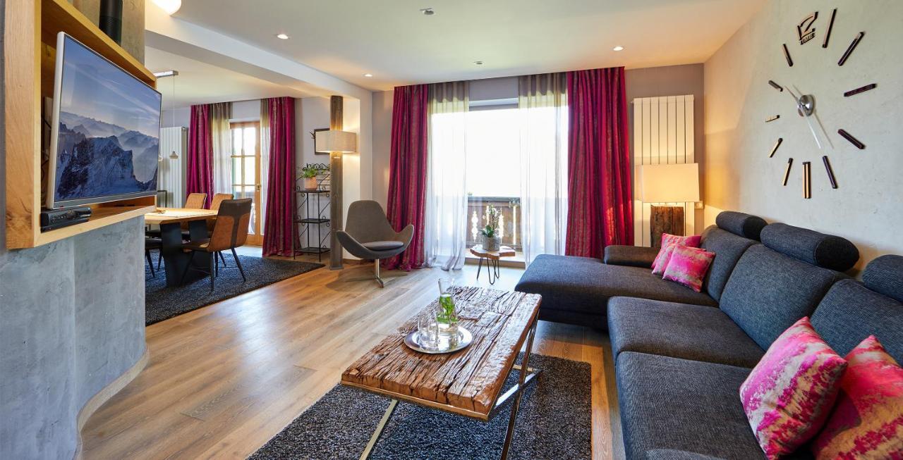 Landhotel Zum Bad Krün Kültér fotó