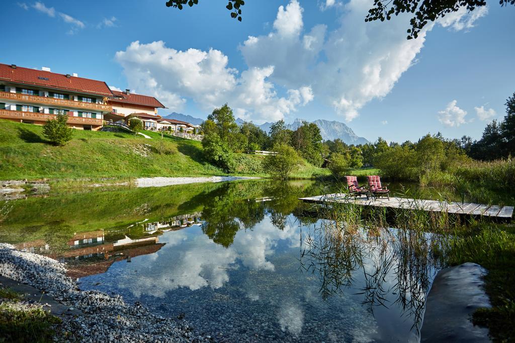 Landhotel Zum Bad Krün Kültér fotó
