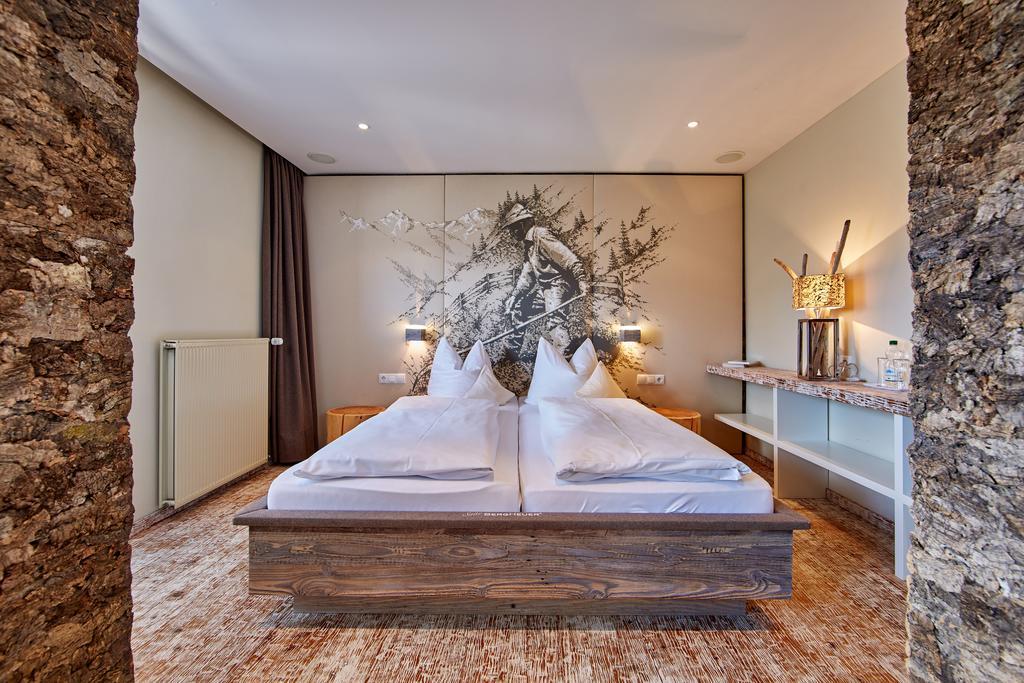 Landhotel Zum Bad Krün Kültér fotó